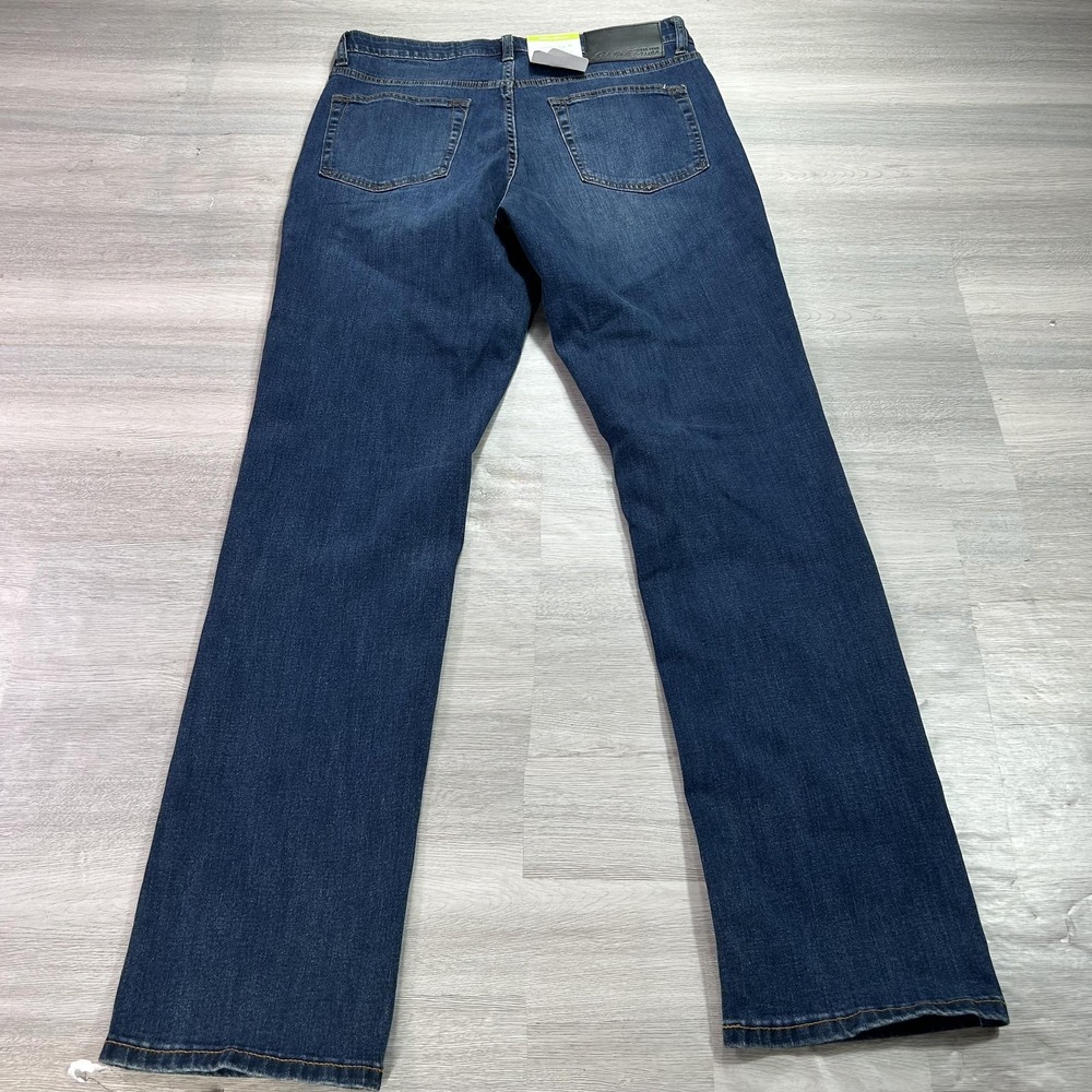 NEW Eddie Bauer Jeans Mens 32x34 Blue Regular Straight Stretch Denim Medium Wash